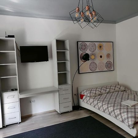 Merey Apartment Szeged Ngoại thất bức ảnh