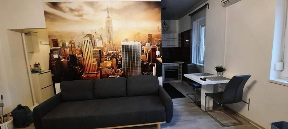 Merey Apartment Szeged Ngoại thất bức ảnh