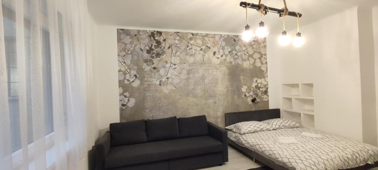 Merey Apartment Szeged Ngoại thất bức ảnh